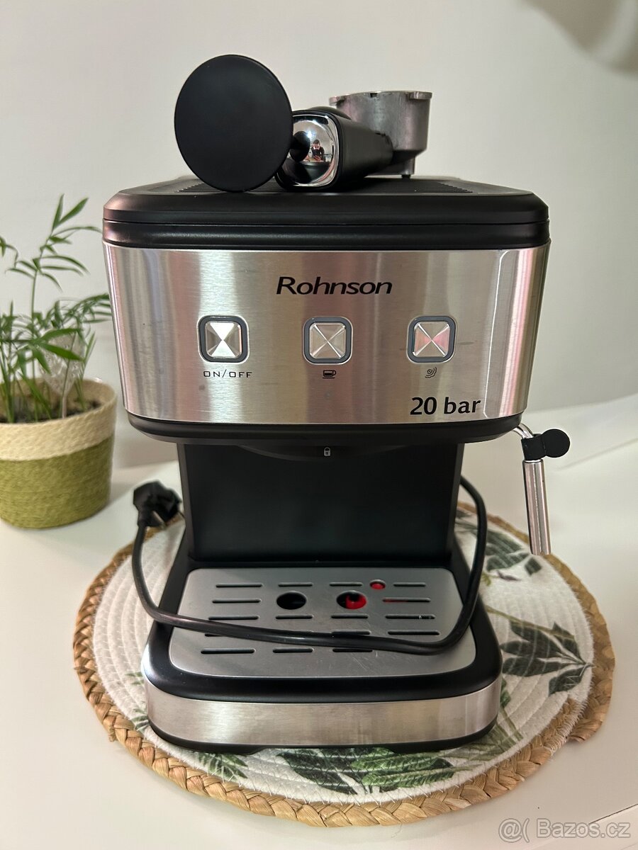 Pákový kávovar Rohnson R-987 - 2