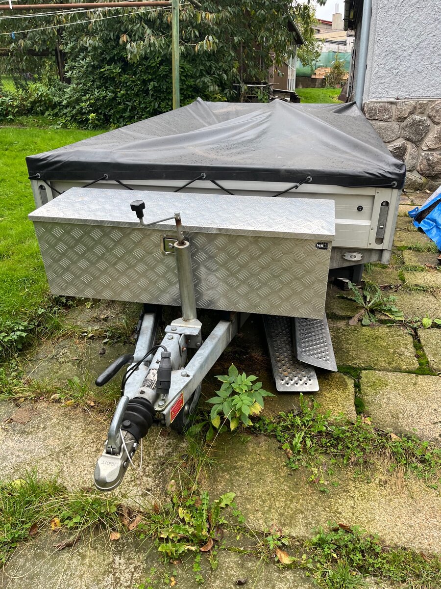 Přívěsný dvouosý vozík za auto - 2