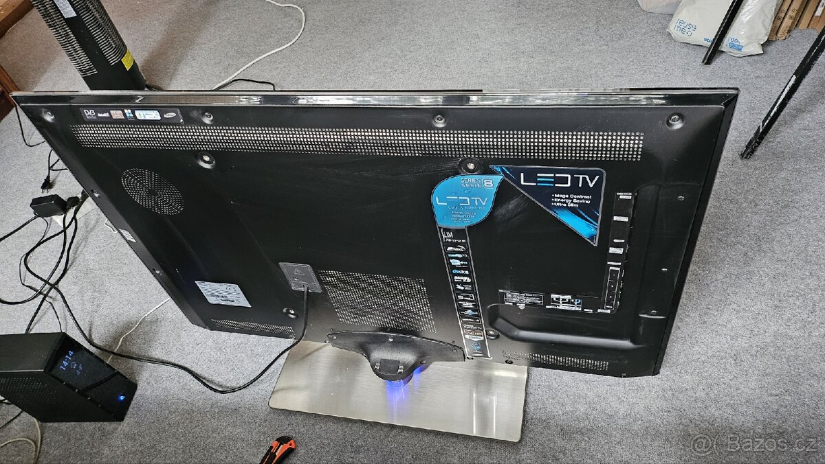 Prodej LED TV SAMSUNG 105 cm - 2