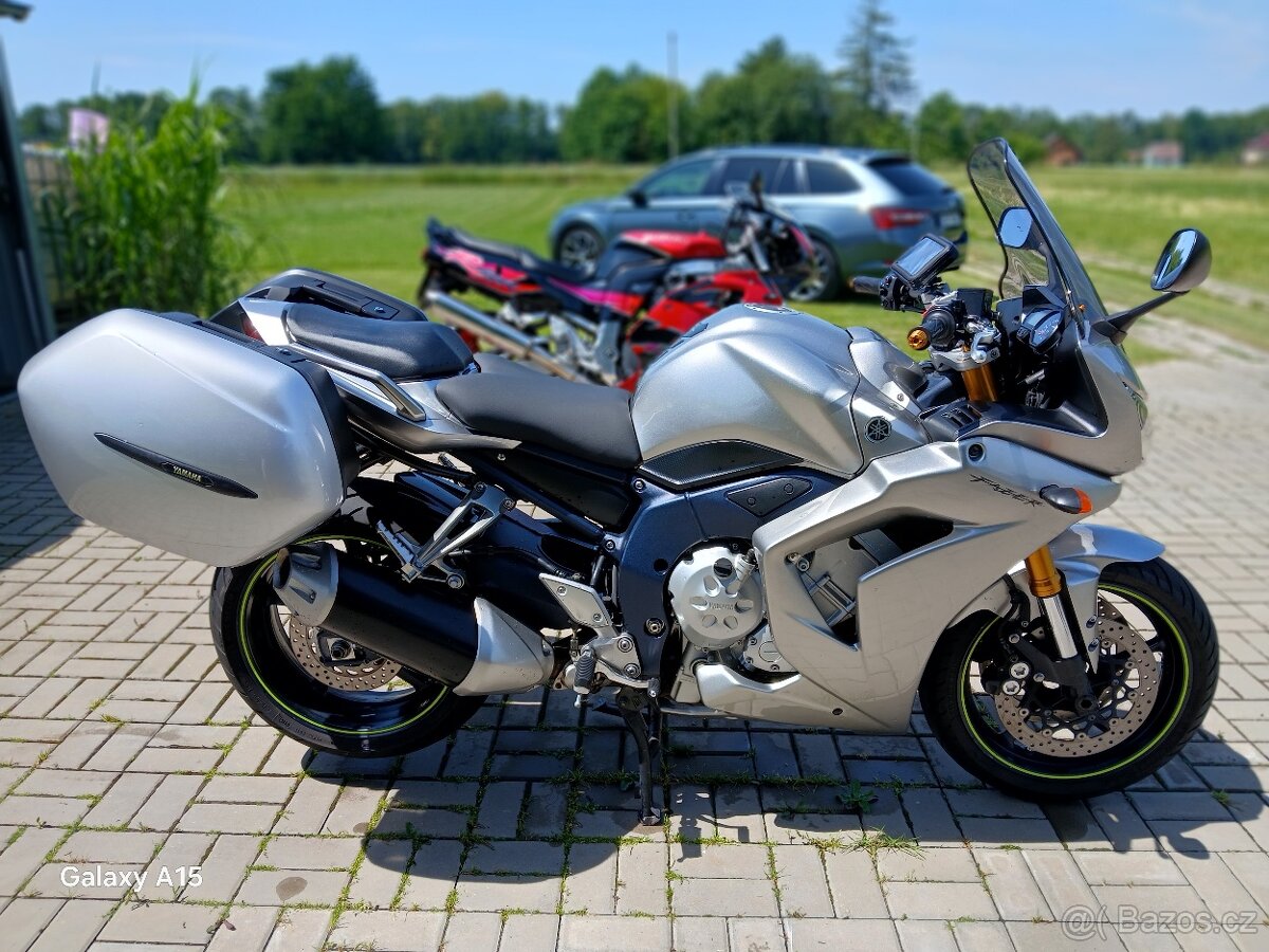 Yamaha Fazer FZ1 GT - 2