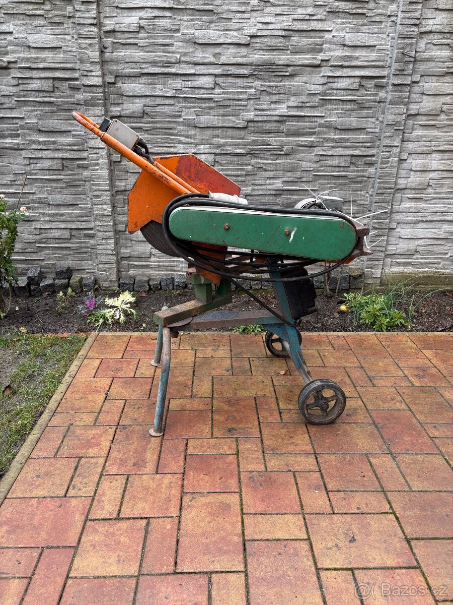 Rozbrušovací pila - 2