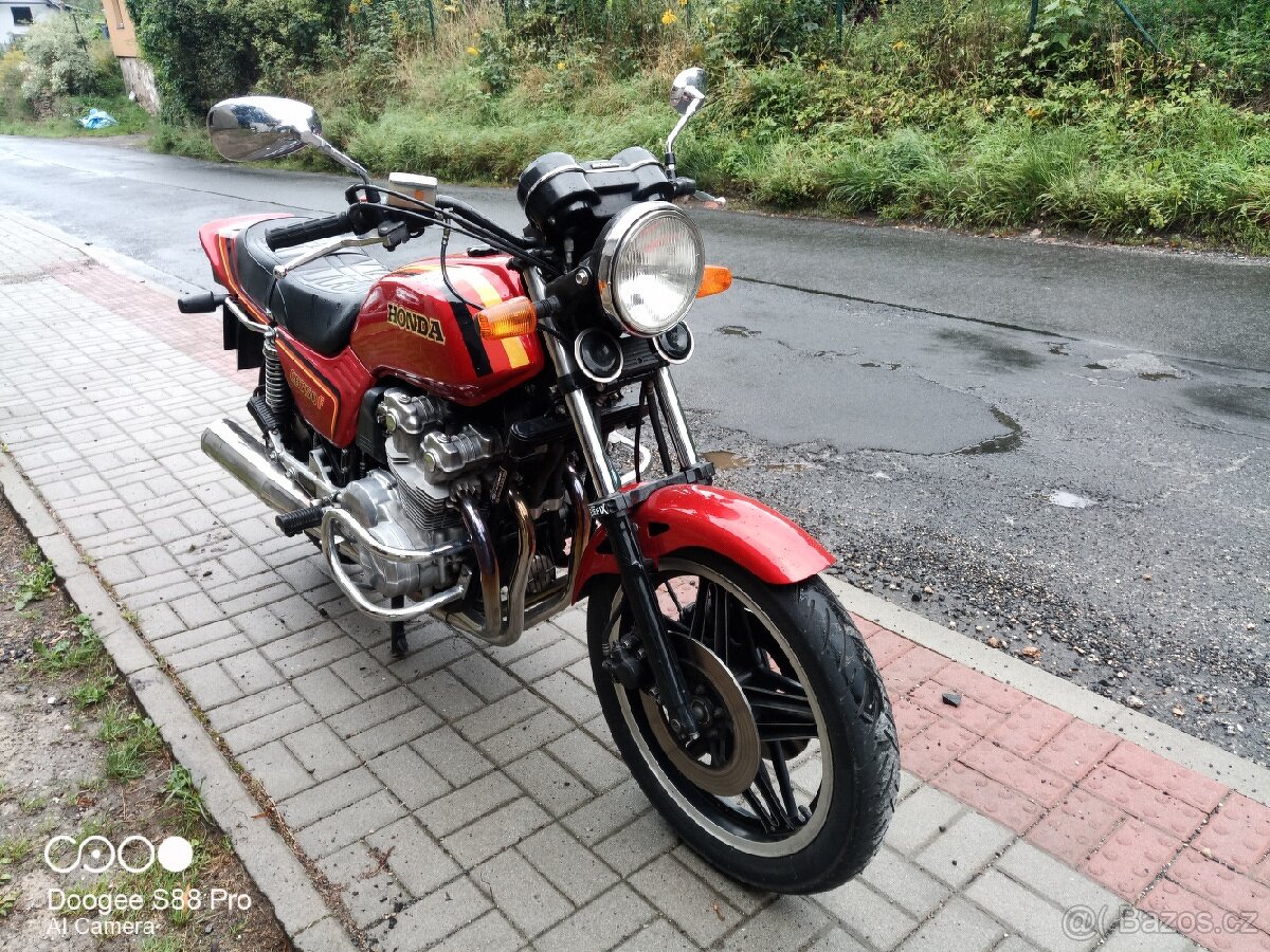 Honda CB 750 boldor - 2