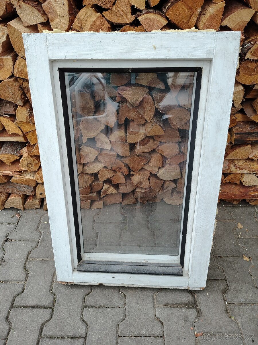 Dřevěné okno 600 x 900 - 2