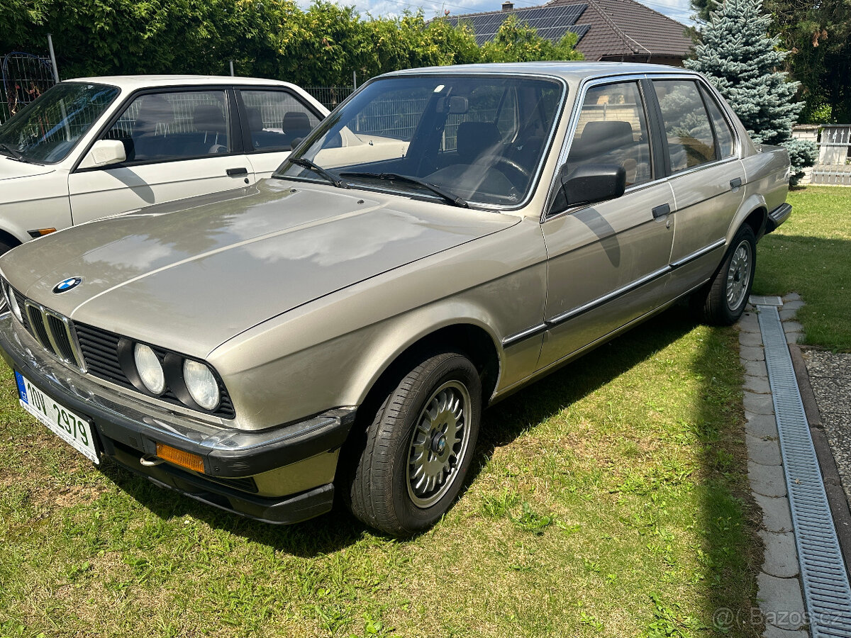 BMW 3 E30 sedan 320 i M20 1983 - 2
