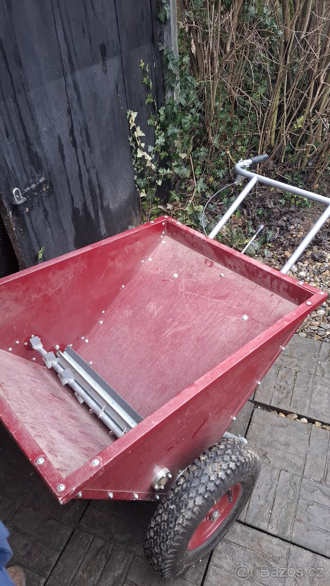 Posipovy vozik green wizard dakr 70 - 2