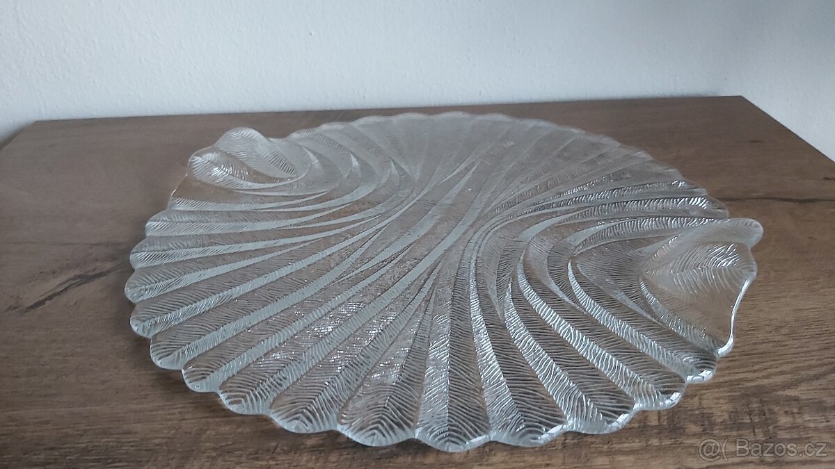 Skleněný tác - 2