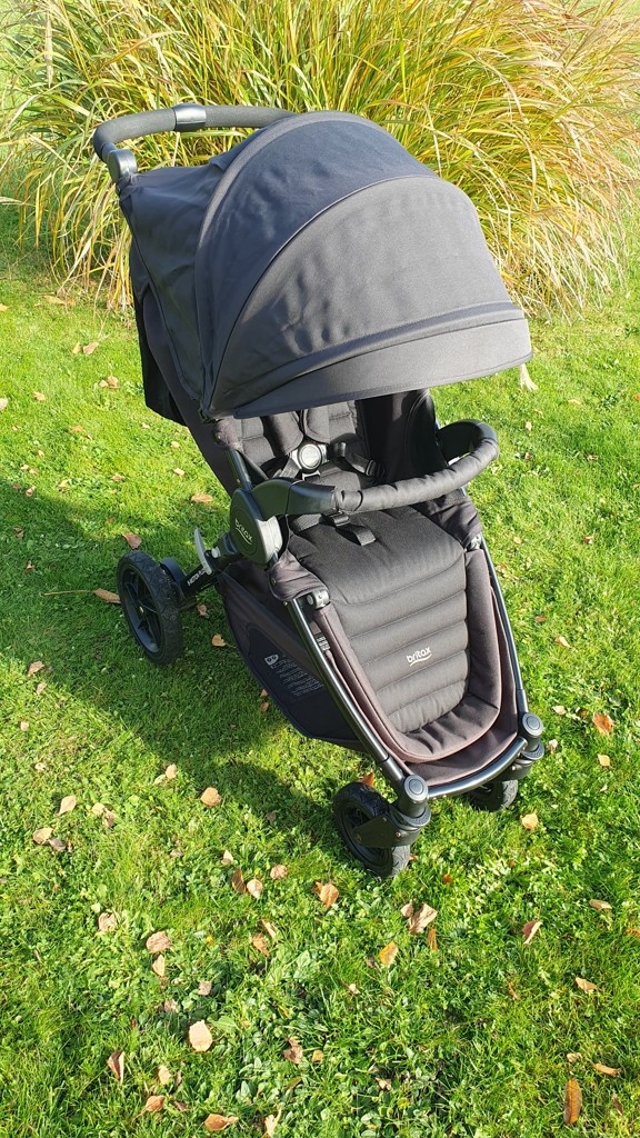 Kočárek BRITAX B-Motion 4 Plus - černý. - 2