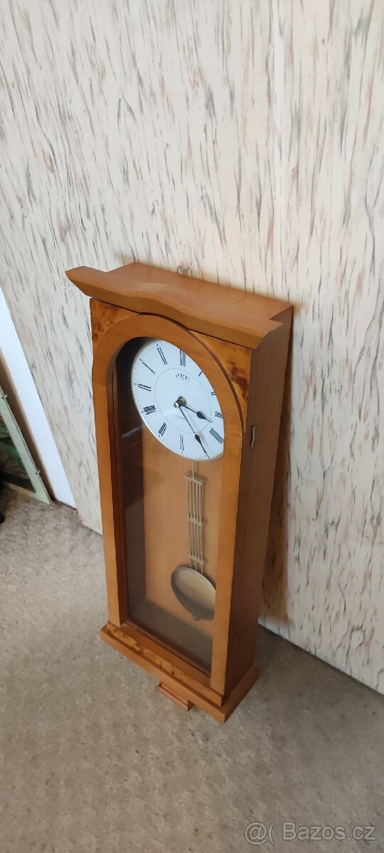 Hodiny nástěnné - 2