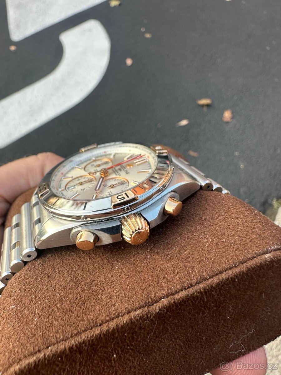 Breitling CHRONOMAT B01 42 - 2