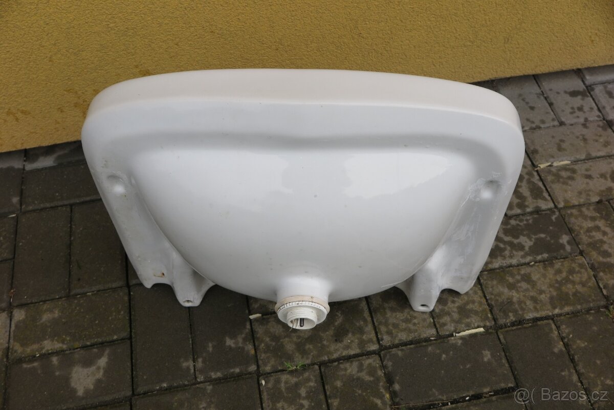 Keramické umývadlo 58x47 cm 99 Kč - 2