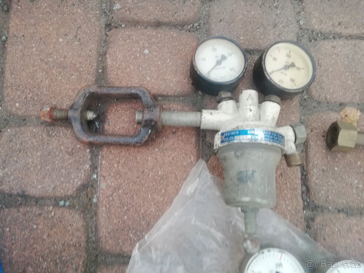 Autogenove horalky, Budiky manometry - 2