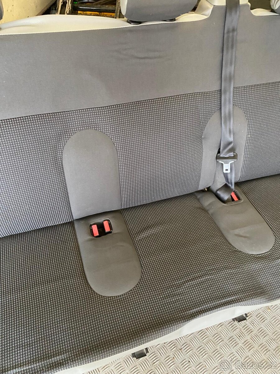Autosedačka Renault Trafic / Nissan Primastar / Opel Vivaro - 2