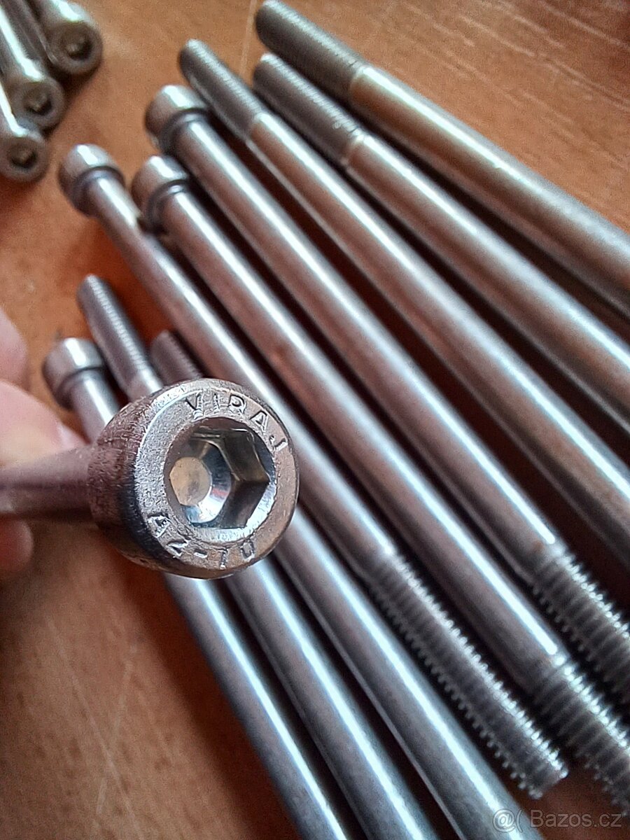 Nerez šroub, válcová imbus hlava, 8x130mm - 2