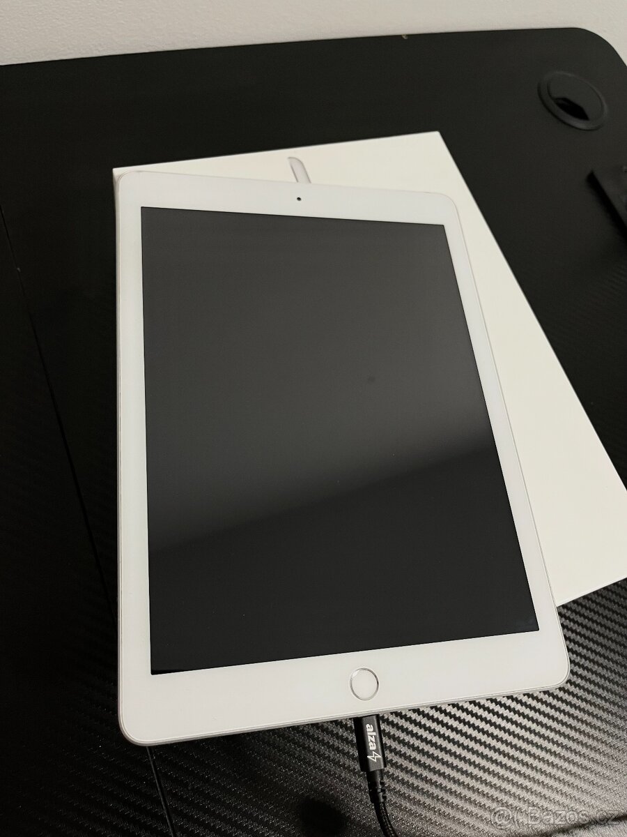 iPad 6. gen 32GB - 2
