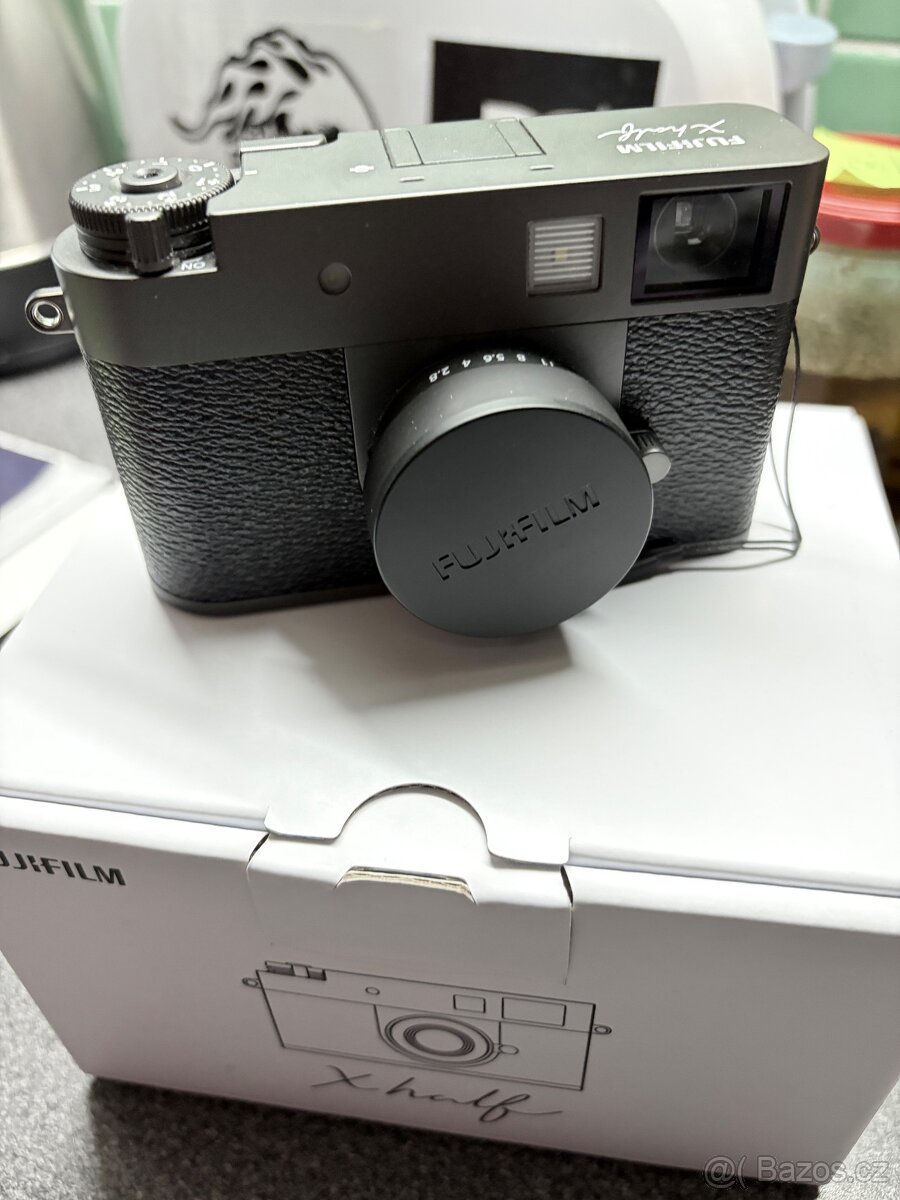 FUJIFILM X-HALF v záruce - 2