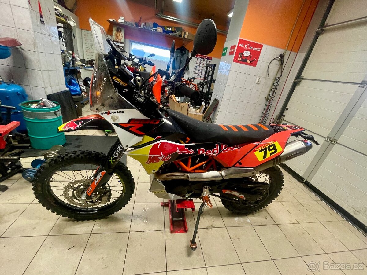 KTM 690 R Rally - 2