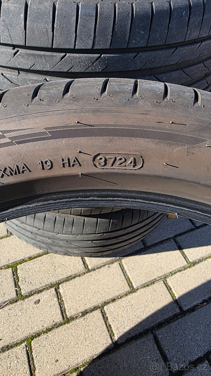 Pneu 235/45 R 20 - Hankook Ventus Evo SUV - 2