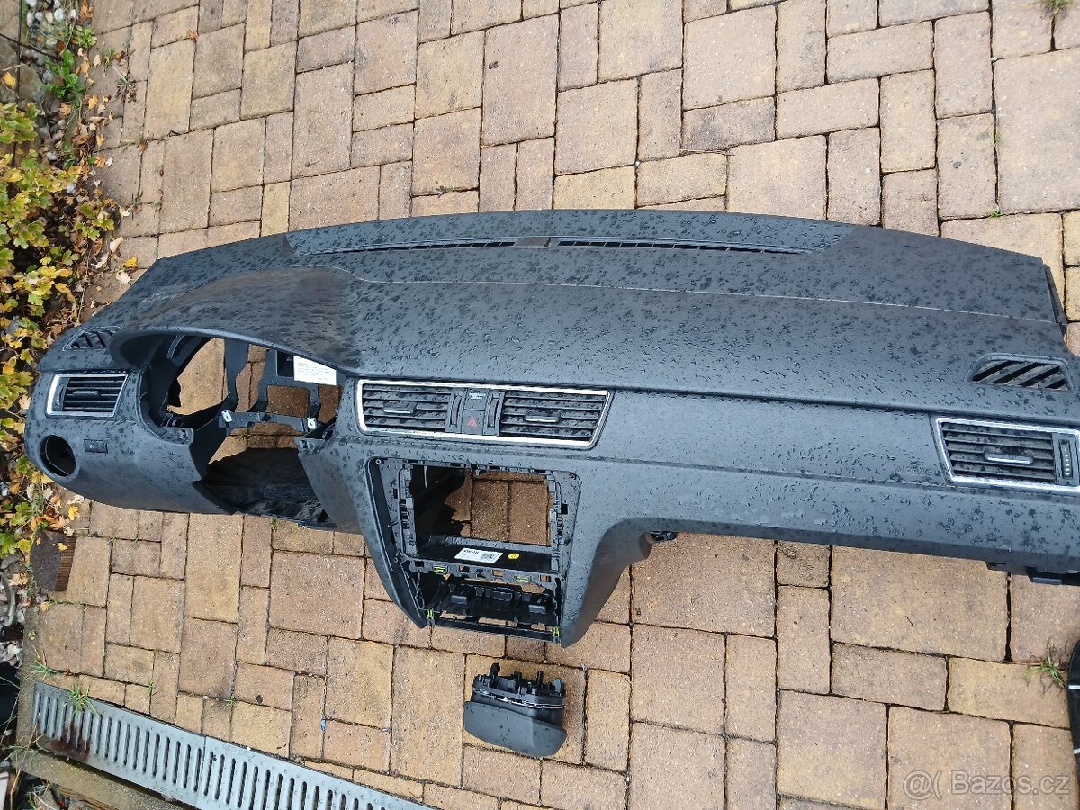 Škoda Rapid airbagy - 2