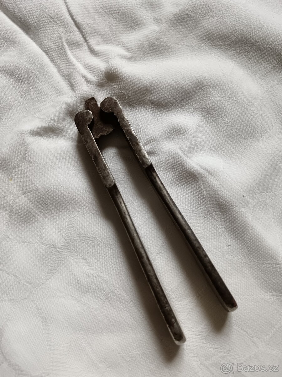 Prodám starý louskáček - 2