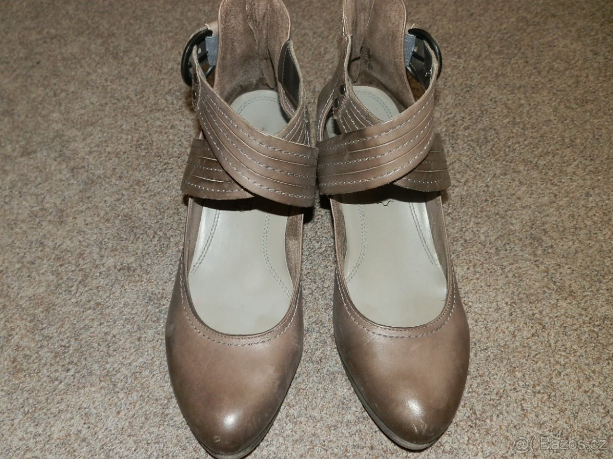 Letní botky zn. Tamaris vel.40 - 2