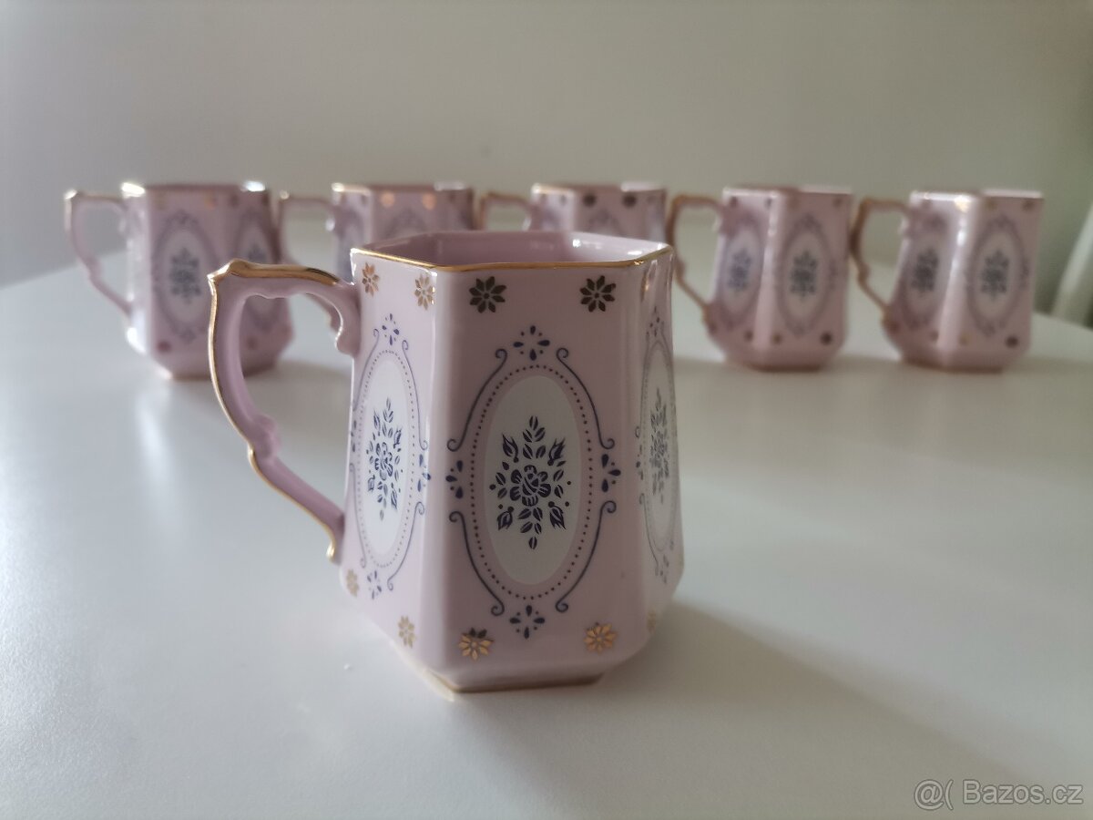 RŮŽOVÝ PORCELÁN - 2
