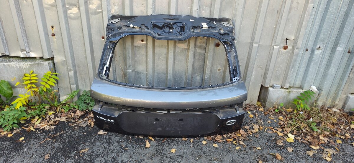 Viko kufru range rover velar L560 - 2