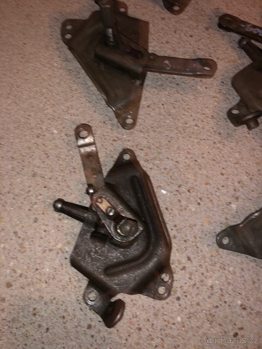 Jawa ČZ 250 125 175 poloautomat kývačka panelka - 2