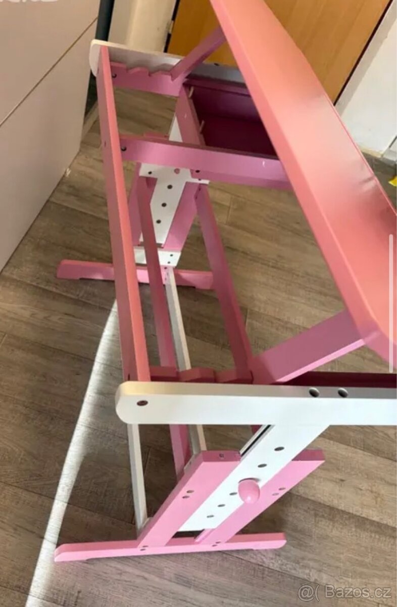 Dětský psací stůl - 2