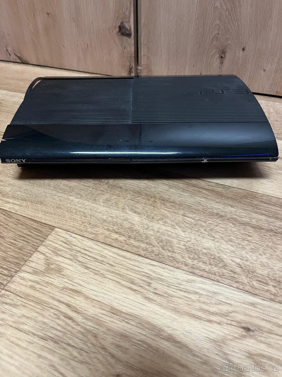 Sony PS3 Super Slim+hry - 2
