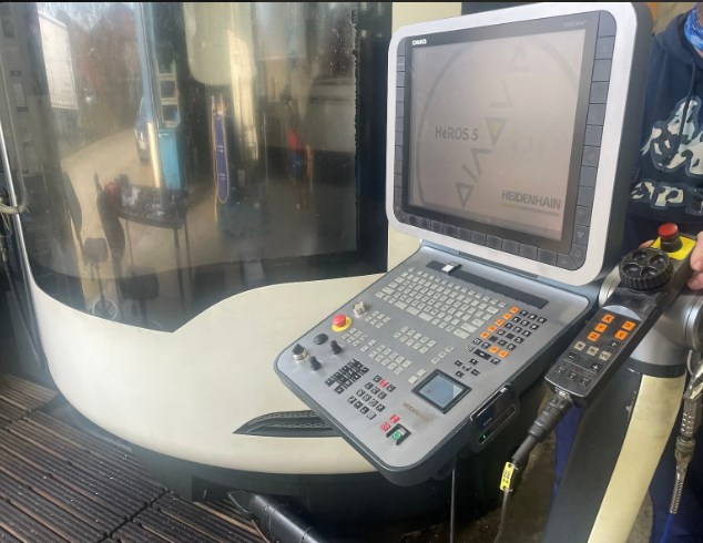 Obráběcí centra - pětiosá DMU 65 - 2