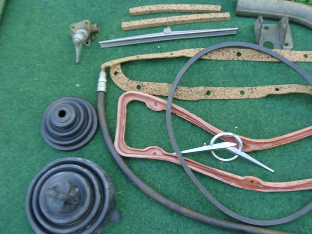 UAZ- 469 konvolut dílů - 2