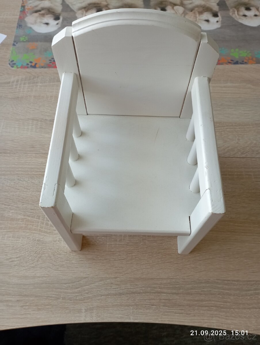 Stolička pro panenky - 2