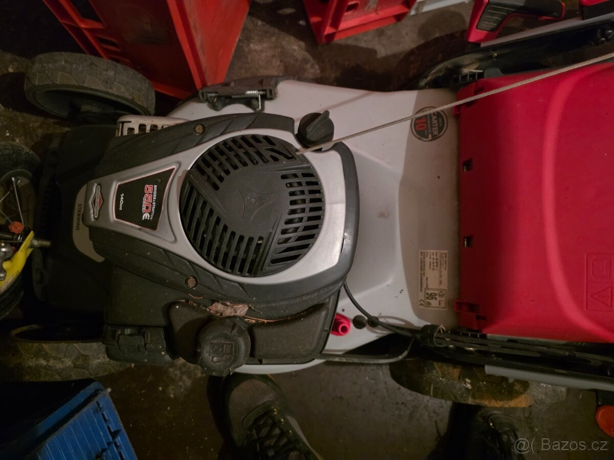 Sekačka Brigges a Stratton - 2