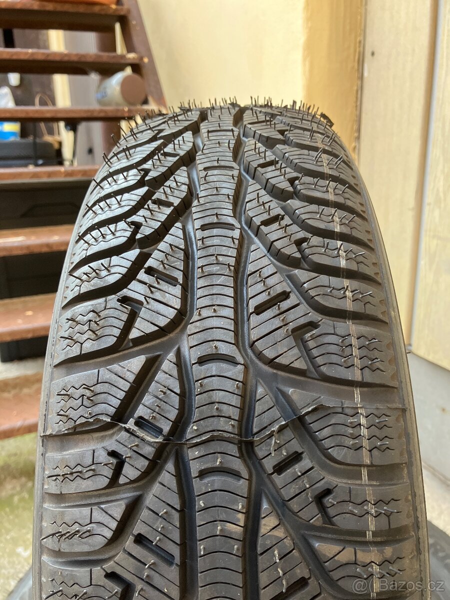 Zimní KLEBER KRISALP HP2 175/65 R 15 84T - 2