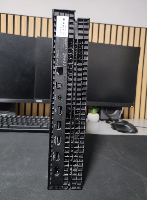 xbox one x 1tb - 2