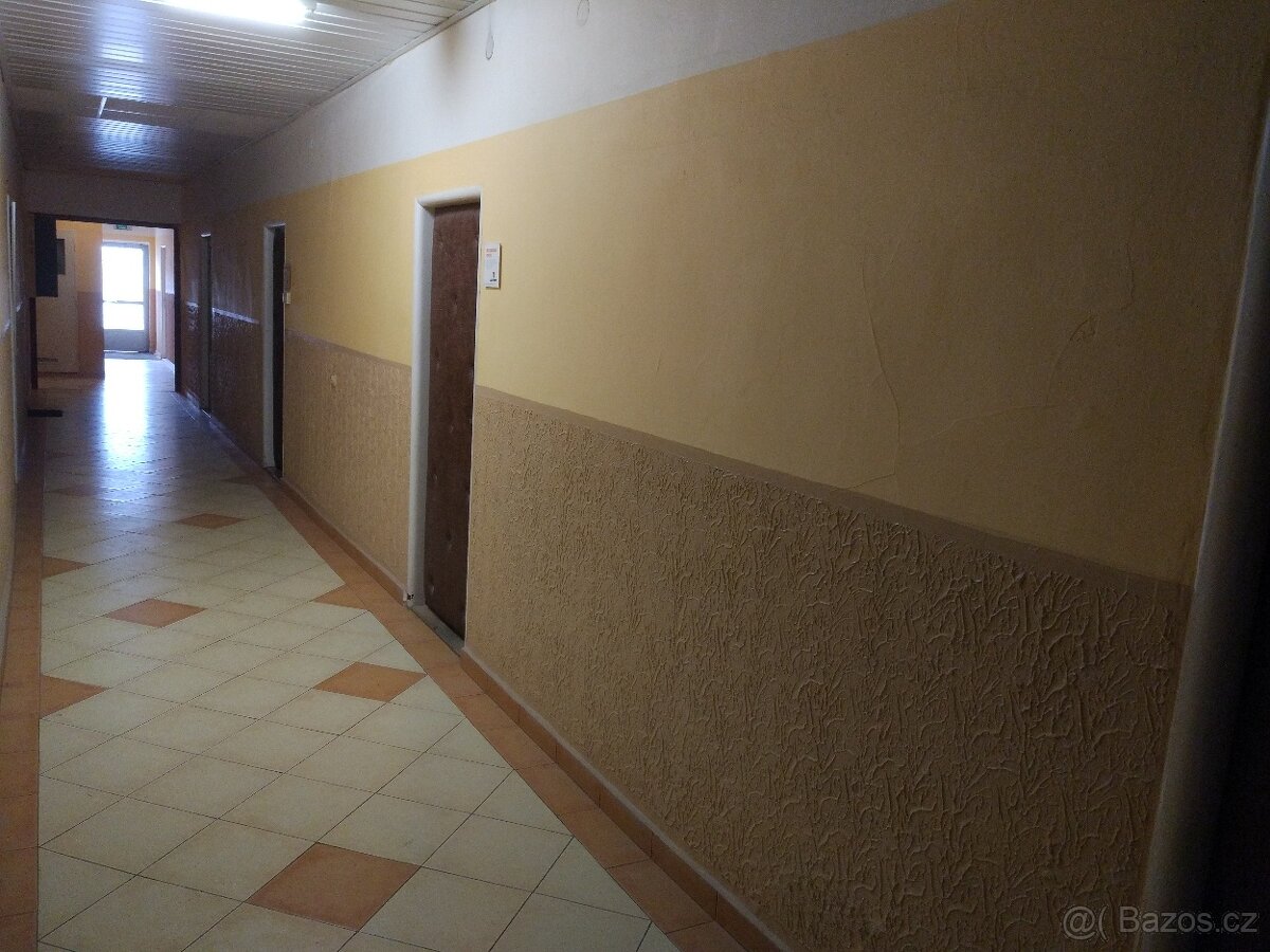 KANCELÁŘ 18m2 v Příbrami - 2