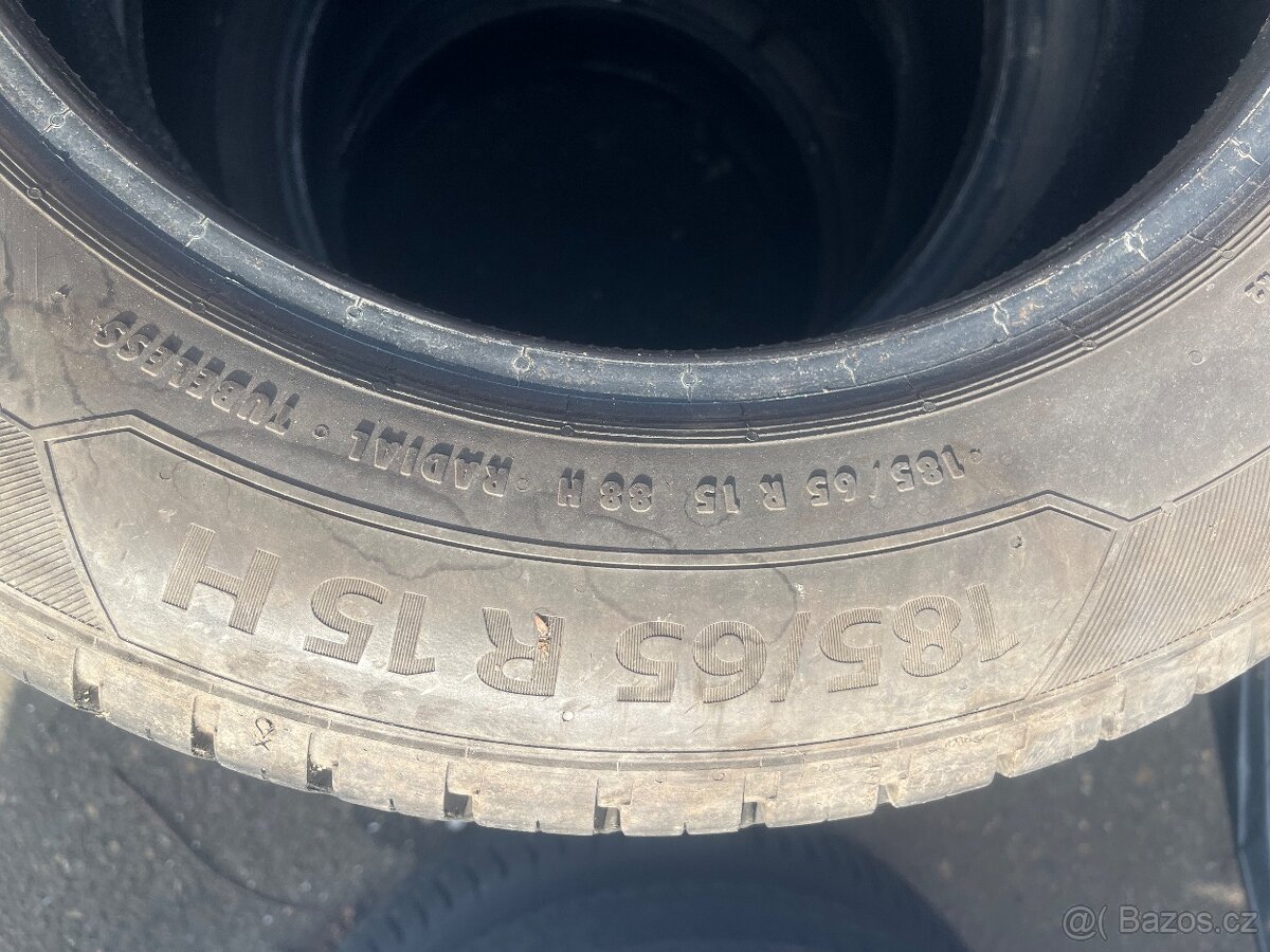 Barum Bravuris 5 185/65R15 - 2