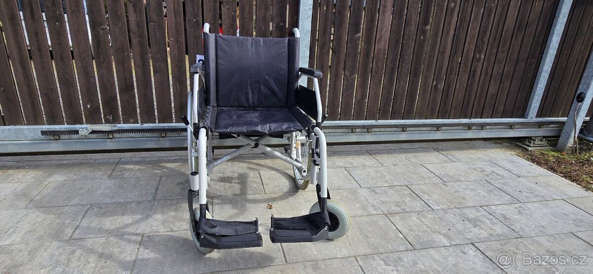 Invalidní vozík - 2