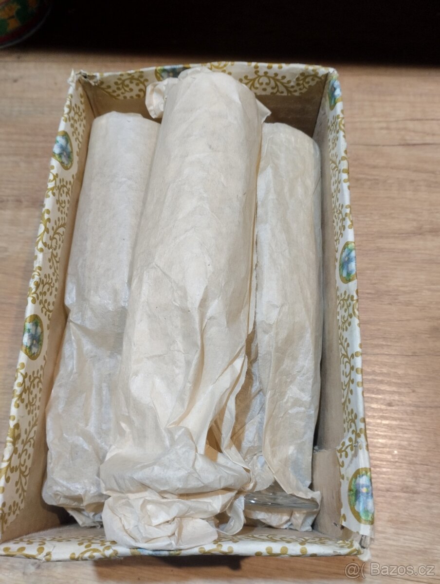 Skleničky na sekt - 2