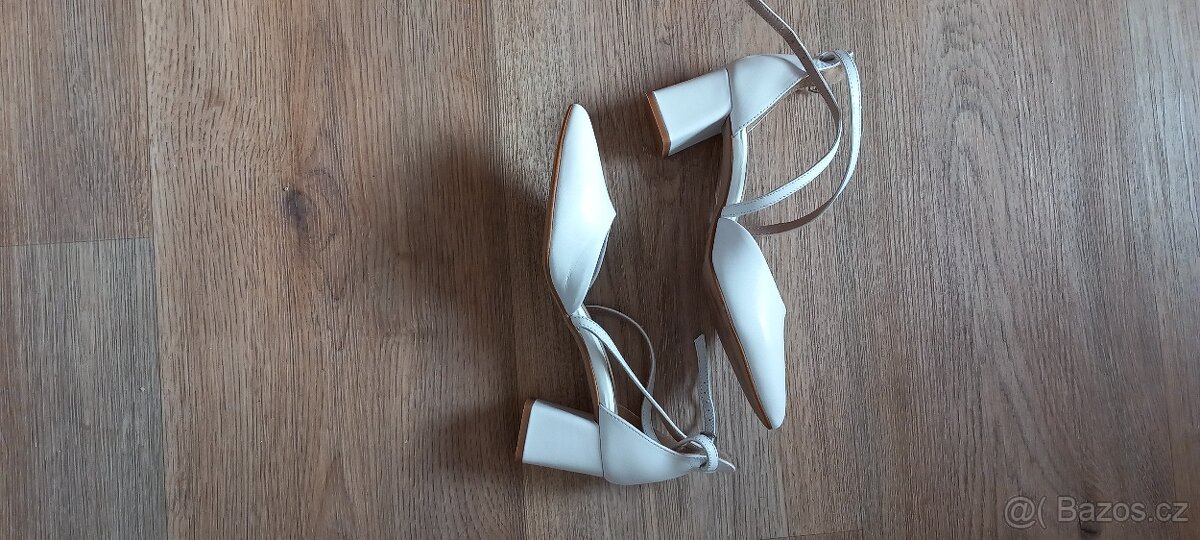 Bílé lodičky Wortmann , kůže, vel.38 - 2