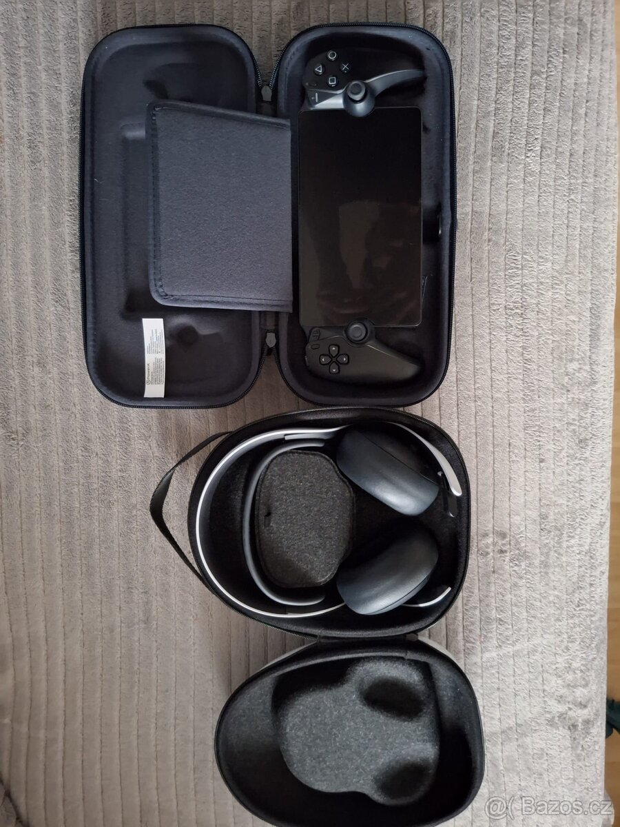 Ps5 controller a sluchátka - 2