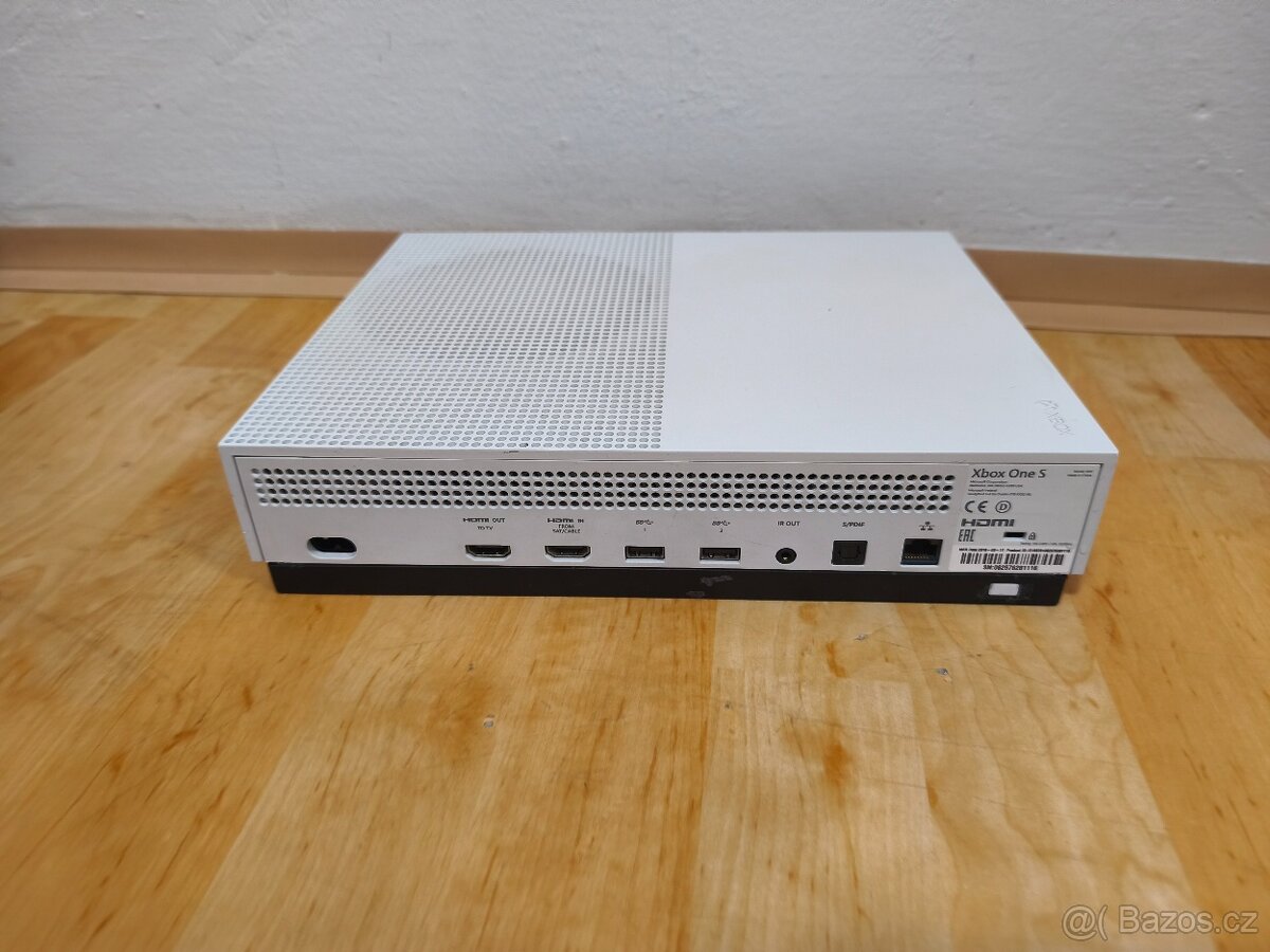 Xbox One S 1 TB - 2