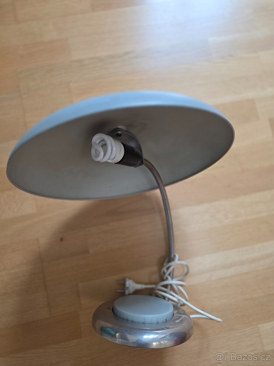 STOLNÍ LAMPA - 2