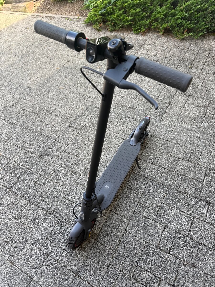 Xiaomi Mi Electric Scooter Pro 2 - 2