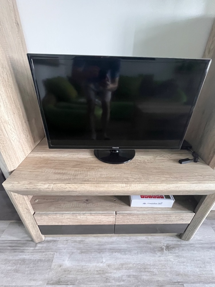 TV Samsung - 2