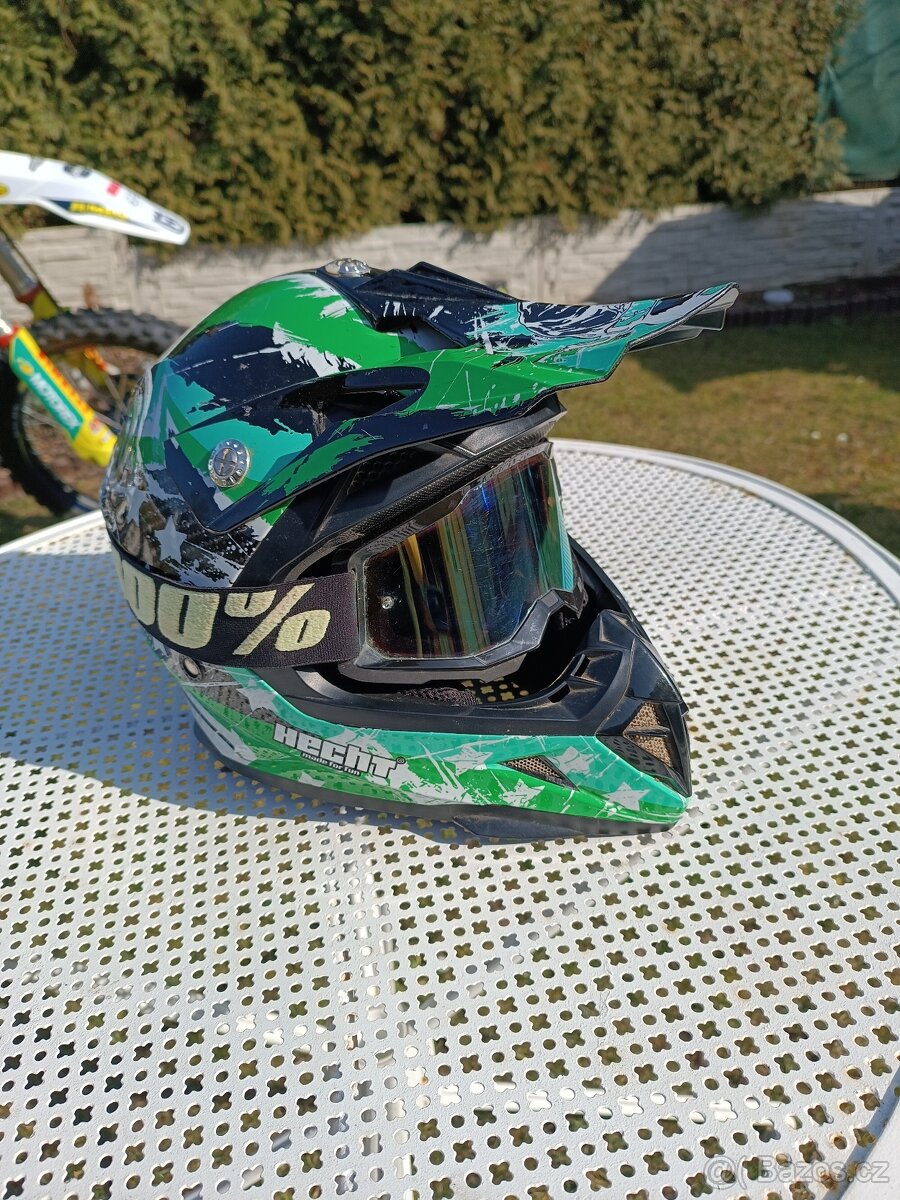 Motokrosová helma