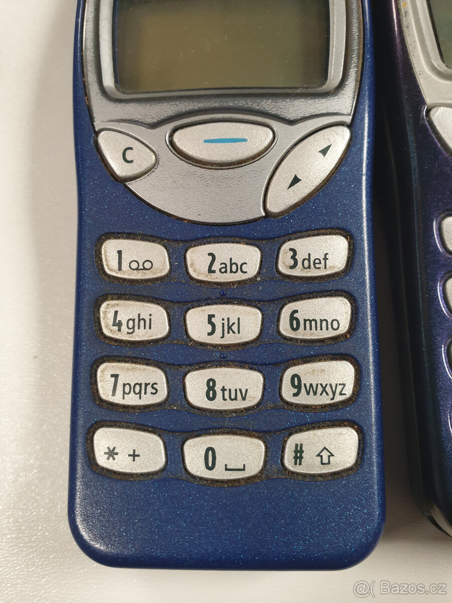 Nokia 3210 2ks. na ND - 2