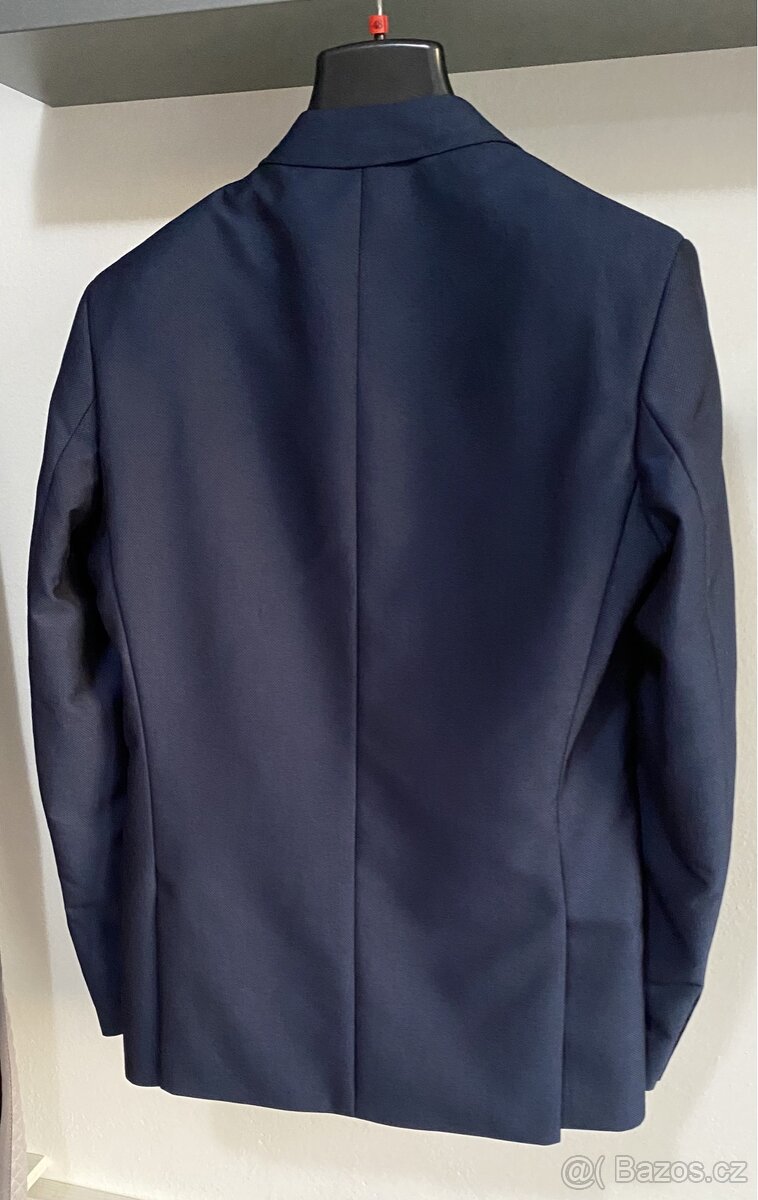 Prodám pánský oblek (slim) - 2