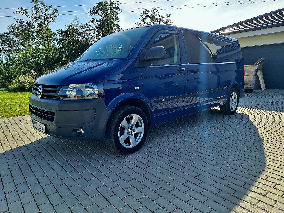 VW T5 LONG 2.0TDi 103kW 2013 5MÍST KLIMA KŮŽE - 2
