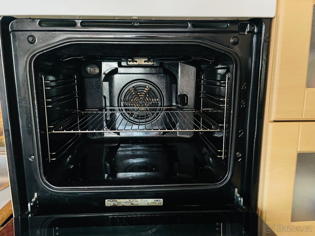 Vestavná trouba - 2